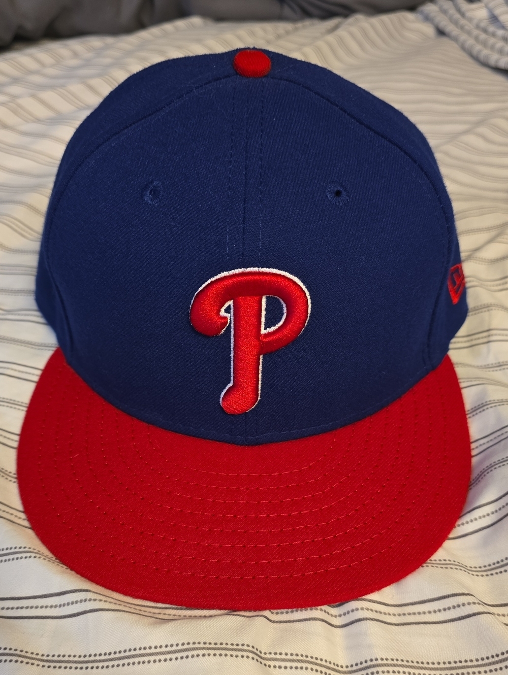 Philadelphia Phillies Alternate on-field 59fifty Cap
